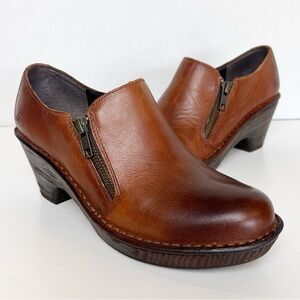•BORN• Elliott Slip On Clog in Cognac Tan Leather Size 7.5M